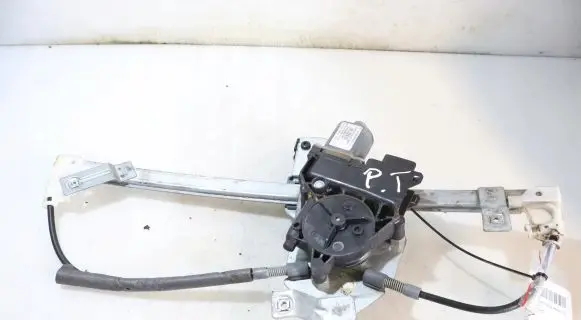 Peugeot 508 Front window lifting mechanism without motor