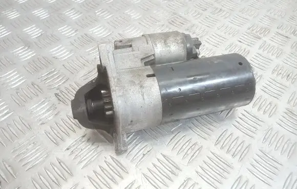 Opel Insignia A Starter motor