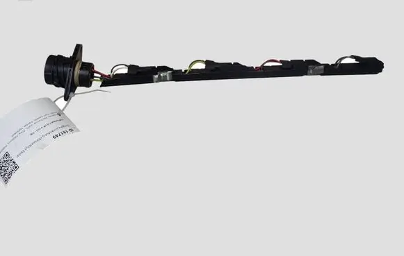 Volkswagen Golf V Fuel injector wires 038971803
