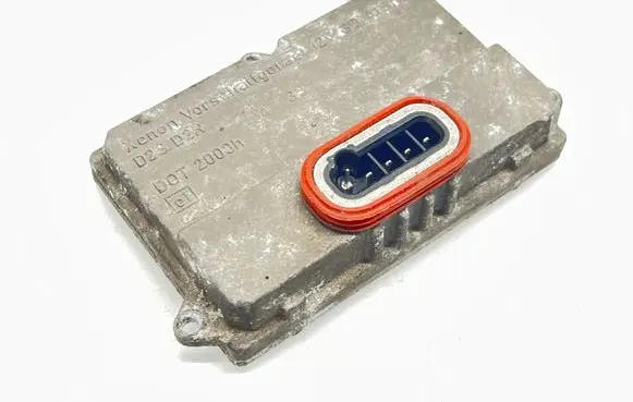 Mercedes-Benz E W211 Headlight ballast module Xenon 5DV00829000