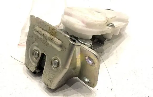 Mitsubishi ASX Tailgate exterior lock 