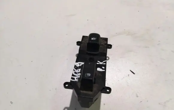 Hyundai Santa Fe Electric window control switch 371510