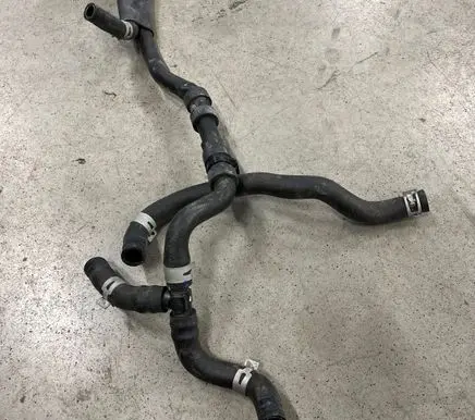 Toyota Verso Engine coolant pipe/hose slanga