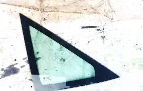 Fiat Ulysse Front triangle window/glass 