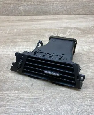 BMW 5 E39 Dashboard side air vent grill/cover trim 9123299