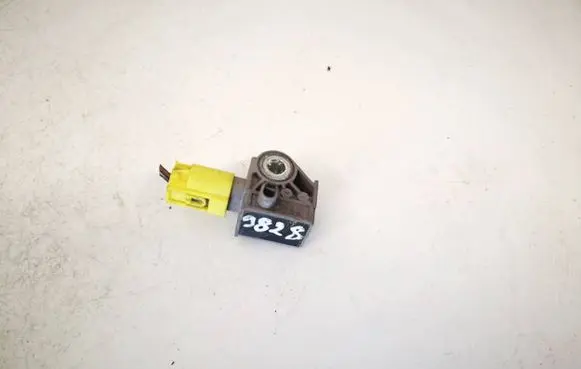 Mercedes-Benz C AMG W204 Airbag deployment crash/impact sensor a2048201985 04896011ab