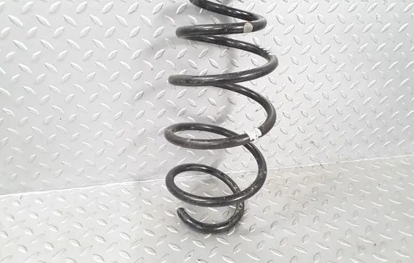Opel Insignia A Front coil spring 13219116