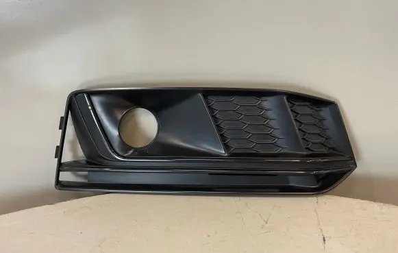 Audi A4 S4 B9 Front bumper lower grill 8W0807682G