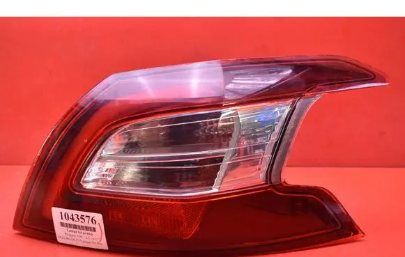 Peugeot 308 Rear/tail lights 9677817580