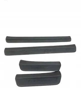 Sill/side skirt trim