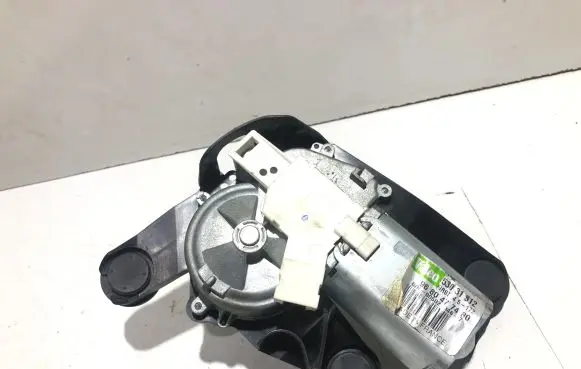 Peugeot 308 Rear window wiper motor 9680477480