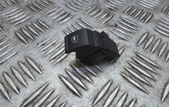 Volkswagen PASSAT B6 Electric window control switch 7L6959855B