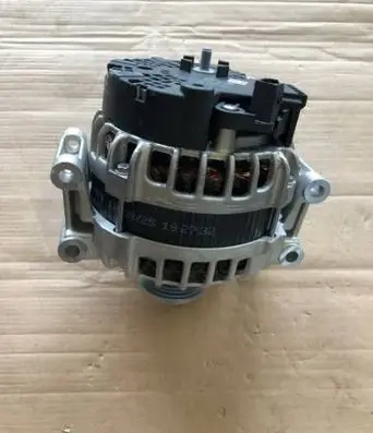 Volkswagen Golf VIII Generator/alternator 06Q903828P