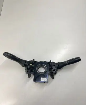 Wiper turn signal indicator stalk/switch