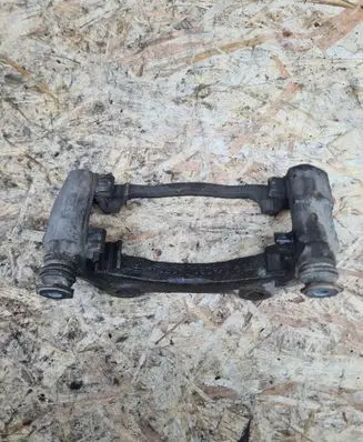 Mercedes-Benz E W211 Front Brake Caliper Pad/Carrier 020420186