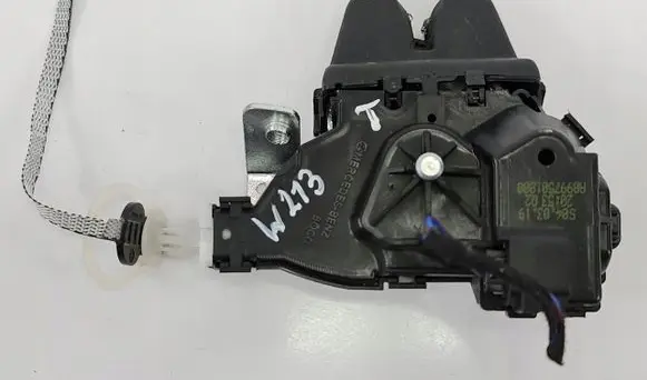 Mercedes-Benz E W213 Tailgate/trunk/boot lock/catch/latch A0997501800
