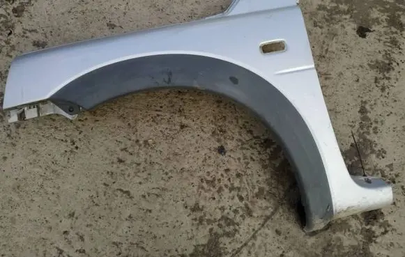 Land Rover Freelander Fender pilkas