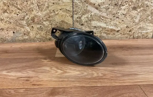 Volkswagen PASSAT B6 Front fog light 27129400