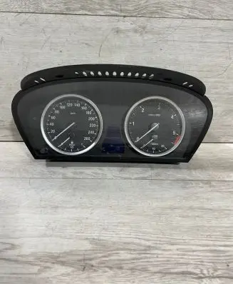 BMW X6 E71 Speedometer (instrument cluster) 9218650 754702640 A2C53371741