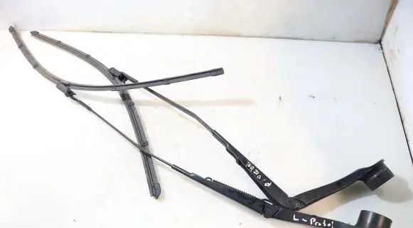 Ford Transit Courier Front wiper blade arm