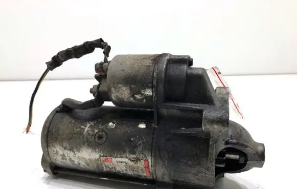 Suzuki Grand Vitara II Starter motor 