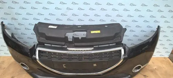 Peugeot 208 Front bumper