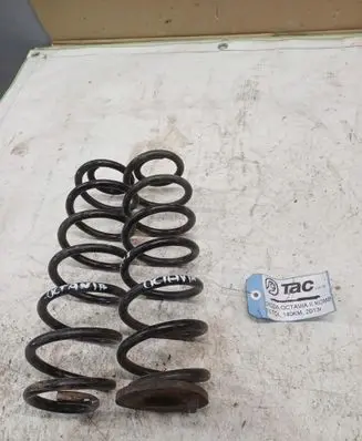 Skoda Octavia Mk2 (1Z) Rear coil spring