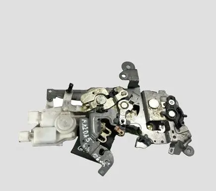Mazda 5 Rear door lock