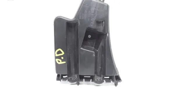 Volvo S60 Front bumper mounting bracket 30796626
