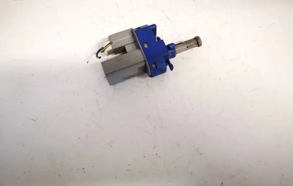 Mazda CX-7 Brake pedal sensor switch bp4k
