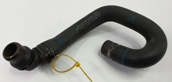 Mercedes-Benz GLK (X204) Engine coolant pipe/hose A2048304096