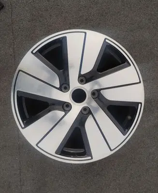 Porsche Taycan 9J1 R19 alloy rim 9J1601025B