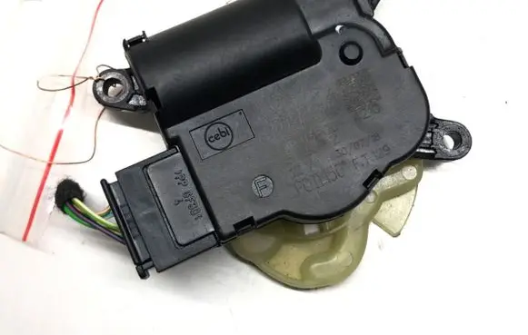 Alfa Romeo Giulia Air flap motor/actuator MR1138004210