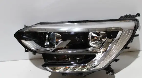 Renault Megane IV Headlight/headlamp 260603157R