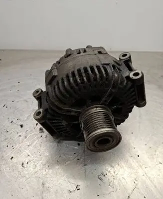 Mercedes-Benz ML W164 Generator/alternator A6421547602 TG17C032 C543290R78494