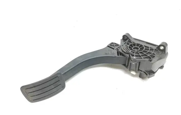 Peugeot 3008 II Accelerator throttle pedal 86ET61 8224261 9836042080