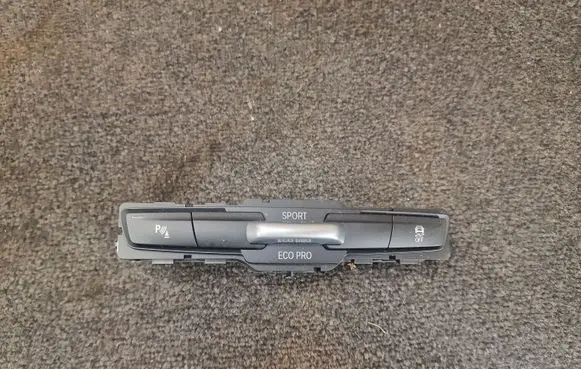 BMW 2 F46 Suspension ride height/mode switch 549674622