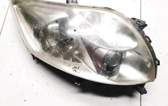 Toyota Auris 150 Headlight/headlamp 8111002470 81110-02470