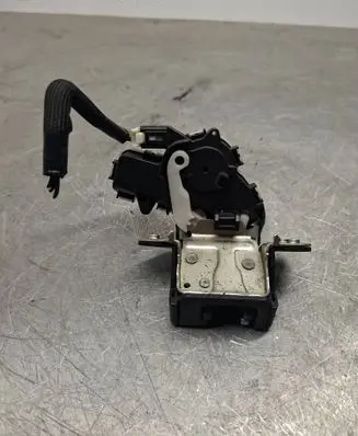 Mazda 6 Tailgate/trunk/boot lock/catch/latch C6728