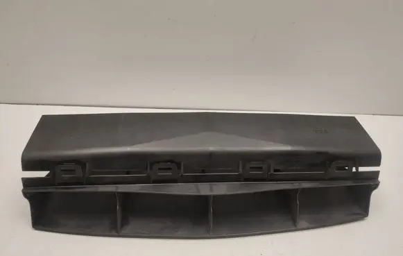 Mercedes-Benz ML W166 Intercooler air channel guide A1665051530