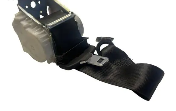Ford Focus Middle seatbelt (rear) 4M51611B68BA3JA6 40760 34130653