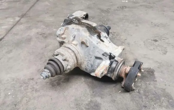 BMW X1 E84 Rear differential 7566185