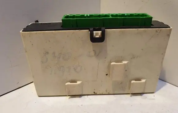 Volvo S40, V40 Alarm control unit/module 30889925 MB2323008451