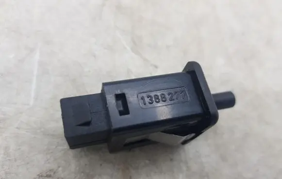 BMW 5 E39 Other devices 1388277