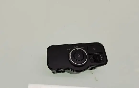 Mercedes-Benz Sprinter W907 W910 Light switch A9079053302