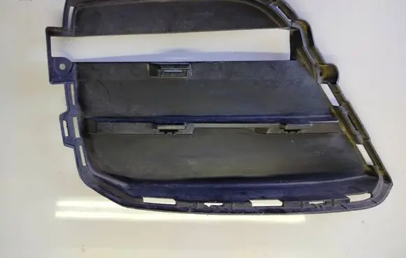 Front bumper lower grill