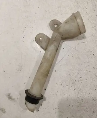 Peugeot 607 Window washer liquid tank fill tube 9629543480
