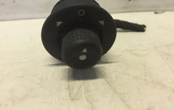 Citroen C3 Wing mirror switch