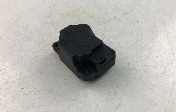 Volvo XC70 Other devices 30676510