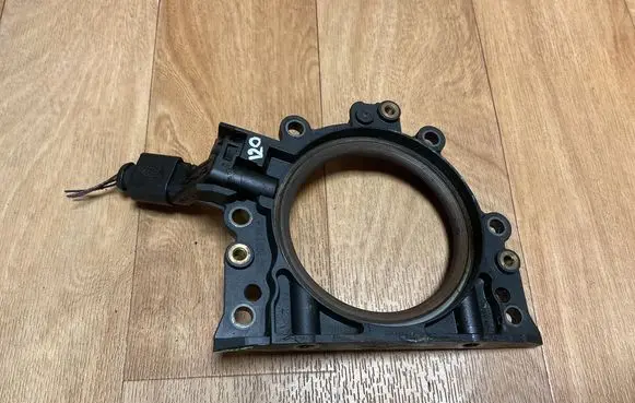 Volkswagen PASSAT B6 other engine part 038103173A